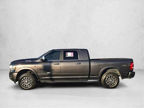 Used 2022 RAM 3500 Limited image 8