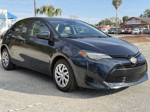 Used 2019 Toyota Corolla LE image 9