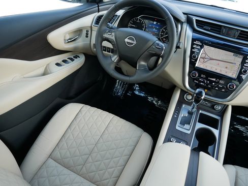 Used 2024 Nissan Murano Platinum w/ Cargo Package image 9