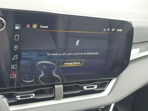 New 2026 Chevrolet Equinox LT w/ Convenience Package II image 8