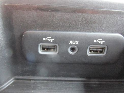 Used 2022 RAM 1500 Classic Warlock w/ Electronics Group AWD/4WD image 14