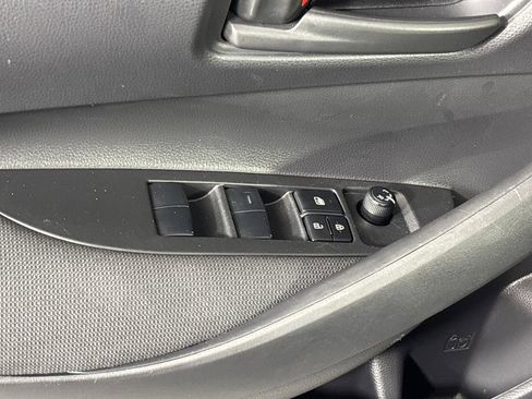 Used 2025 Toyota Corolla LE w/ Convenience Package FWD image 10