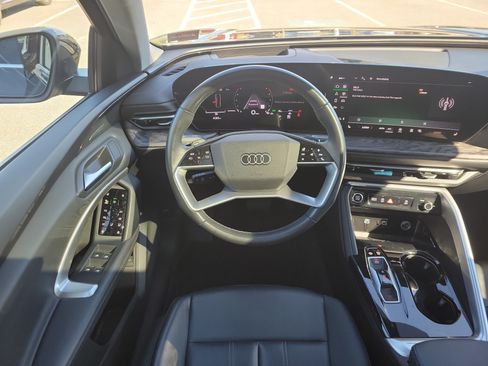 Used 2025 Audi Q5 Premium Plus w/ Premium Plus AWD/4WD image 19