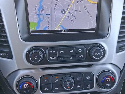 Used 2020 GMC Yukon SLT RWD image 11