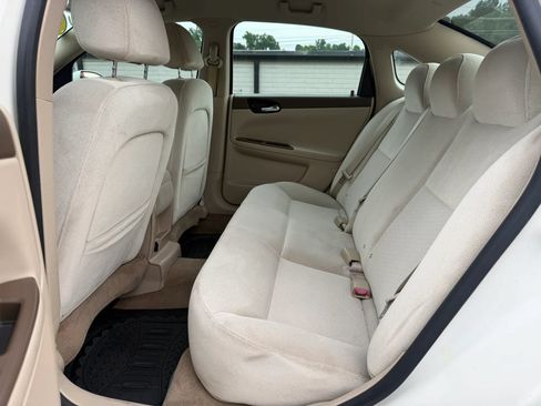 Used 2007 Chevrolet Impala LS FWD image 12