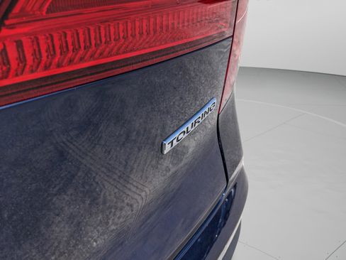 Used 2018 Honda Pilot Touring image 40