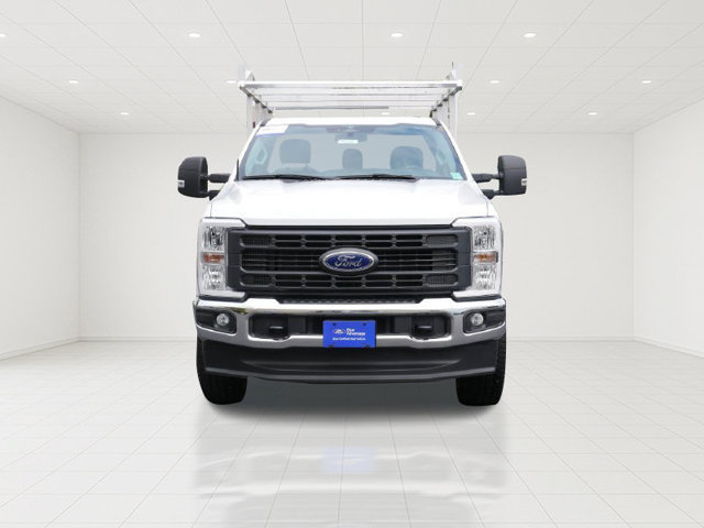 Certified 2023 Ford F350 XL w/ Snow Plow Prep Package AWD/4WD image 2