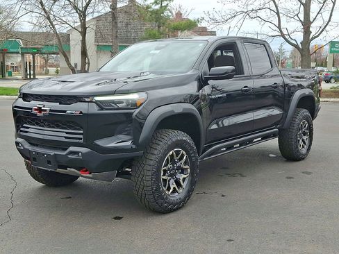 New 2026 Chevrolet Colorado ZR2 w/ Technology Package AWD/4WD image 10