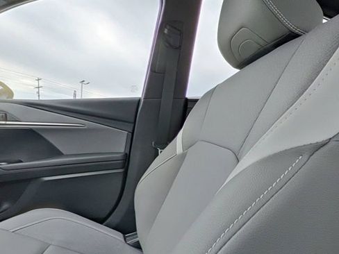 Used 2025 Toyota Camry SE FWD image 24