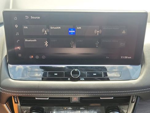 Used 2025 Nissan Rogue Platinum w/ Platinum Premium Package FWD image 26