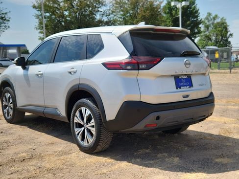 Used 2023 Nissan Rogue SV AWD/4WD image 3