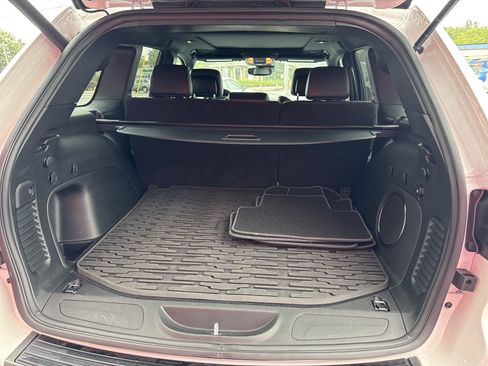 Used 2021 Jeep Grand Cherokee Limited w/ Quick Order Package 28K 80th image 9