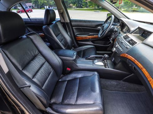 Used 2011 Honda Accord EX-L image 31
