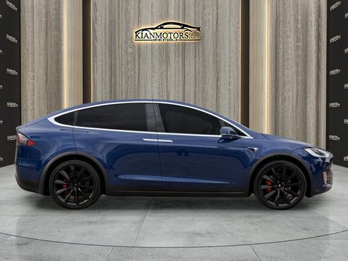 Used 2019 Tesla Model X Performance AWD/4WD image 11