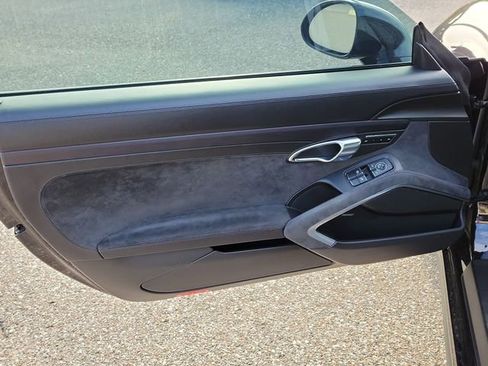 Used 2016 Porsche 911 Targa 4S image 15