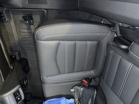 Used 2023 GMC Terrain Denali w/ Denali Premium Package image 11