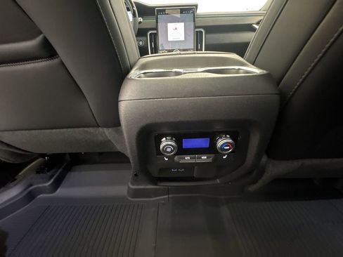 New 2026 GMC Acadia Denali w/ Super Cruise Package FWD image 22