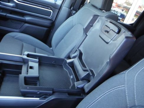 Used 2023 RAM 1500 Big Horn AWD/4WD image 30