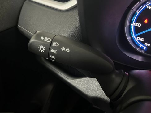 Used 2024 Toyota RAV4 LE AWD/4WD image 60