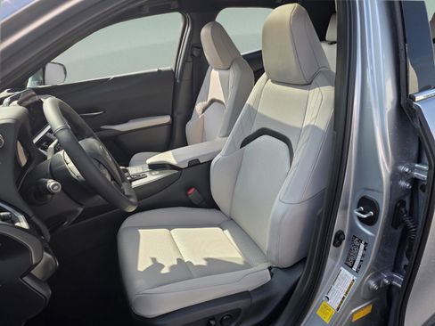New 2026 Lexus UX 300h FWD image 13