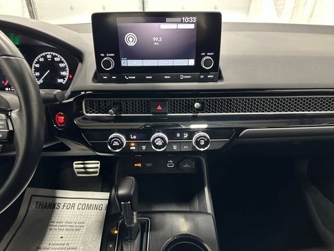 Used 2023 Honda Civic Sport image 25