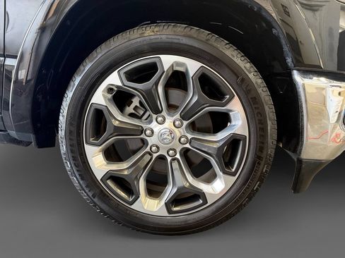 Used 2019 RAM 1500 Limited AWD/4WD image 9
