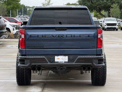 Used 2019 Chevrolet Silverado 1500 LT Trail Boss AWD/4WD image 5
