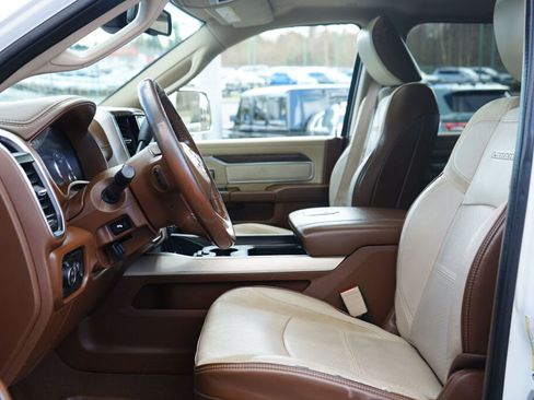 Used 2020 RAM 2500 Laramie image 13