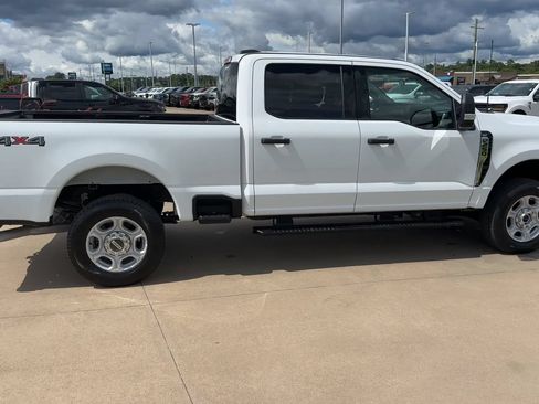 Used 2026 Ford F250 XLT AWD/4WD image 9