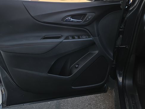 Used 2023 Chevrolet Equinox RS w/ LPO, Cargo Package image 10