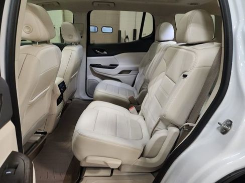 Certified 2023 GMC Acadia Denali w/ Denali Ultimate Package image 23