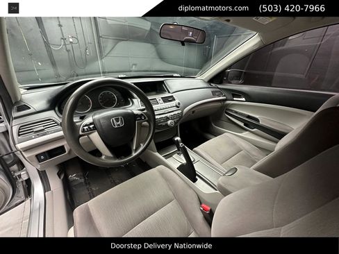 Used 2012 Honda Accord LX image 17