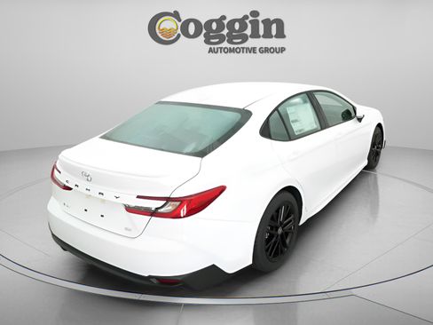 New 2026 Toyota Camry SE FWD image 15