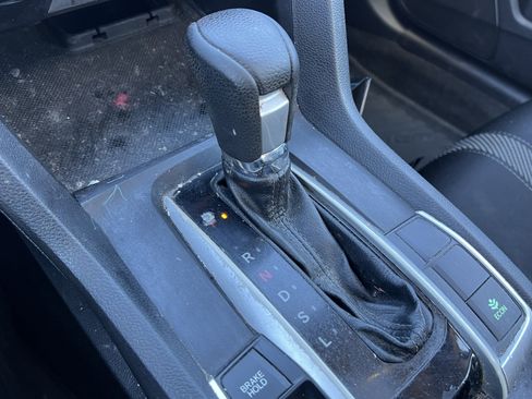 Used 2018 Honda Civic EX image 26