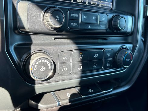 Used 2016 Chevrolet Silverado 1500 LT image 15