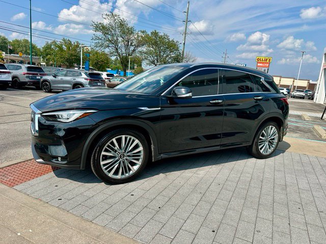 Used 2023 INFINITI QX50 Sensory AWD/4WD image 3