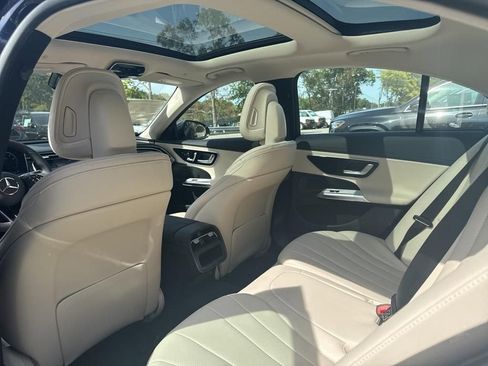 Used 2026 Mercedes-Benz E 350 4MATIC Sedan image 12