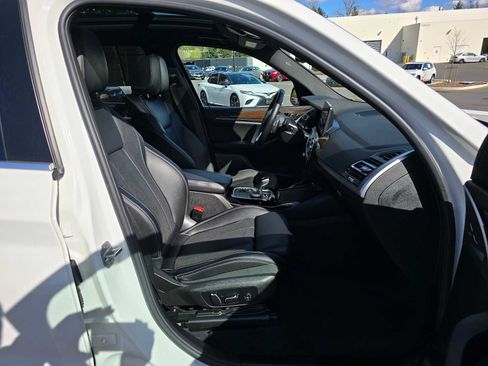 Used 2024 BMW X3 xDrive30i AWD/4WD image 11
