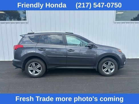Used 2015 Toyota RAV4 XLE AWD/4WD image 4