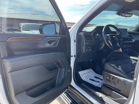 Used 2023 Chevrolet Tahoe High Country AWD/4WD image 9