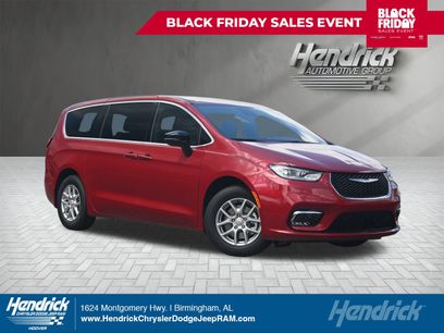 New 2026 Chrysler Pacifica Select