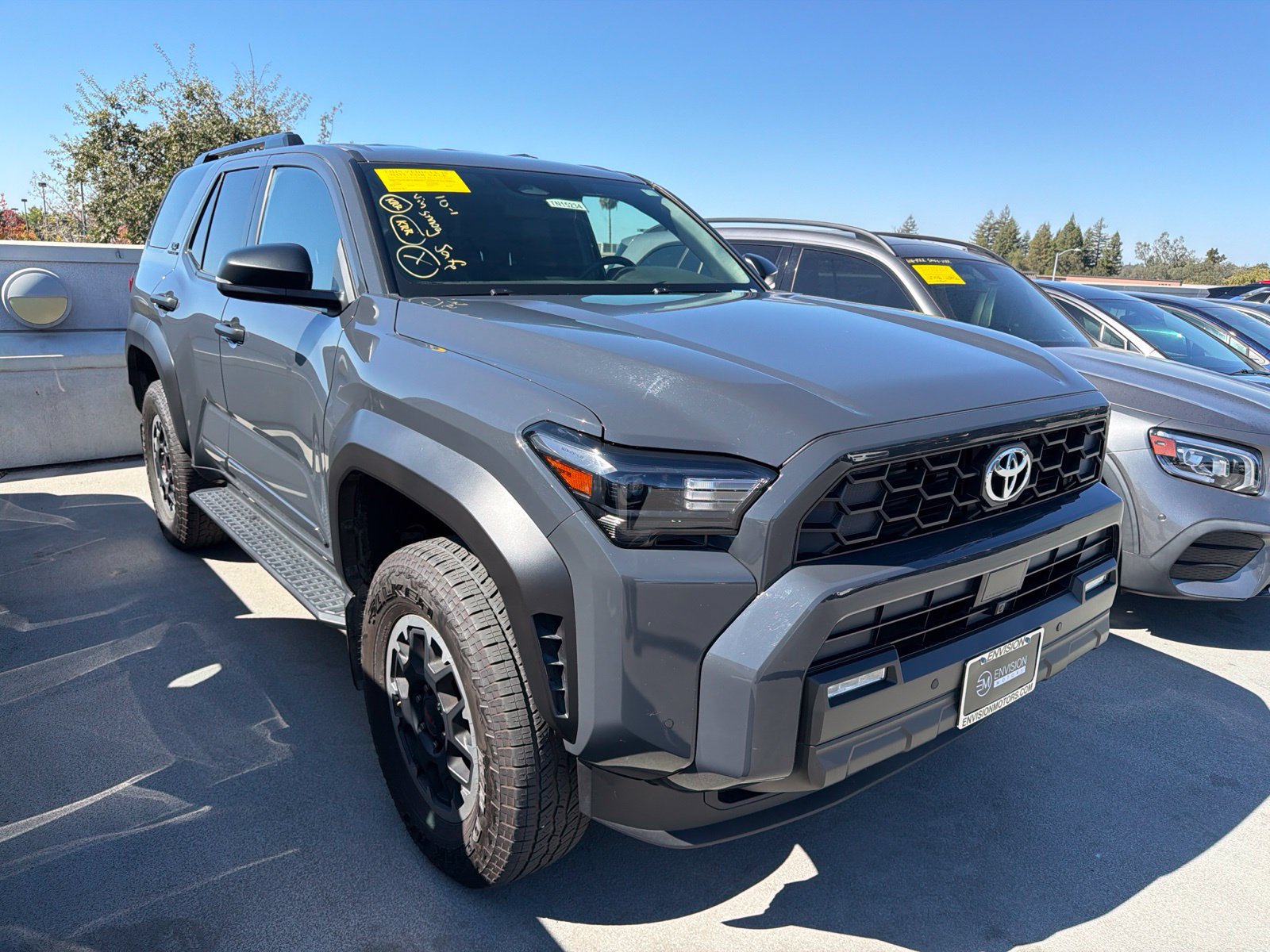 Used 2025 Toyota 4Runner TRD Off-Road AWD/4WD image 1