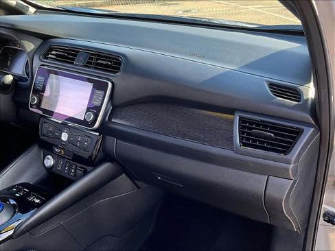 Certified 2024 Nissan Leaf SV Plus image 13