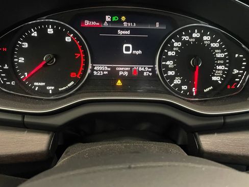 Used 2022 Audi Q5 2.0T Premium w/ Convenience Package AWD/4WD image 7