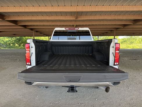 Used 2025 Chevrolet Silverado 2500 LTZ w/ LTZ Convenience Package AWD/4WD image 34