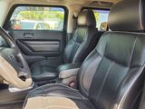 Used 2010 HUMMER H3 Luxury image 5
