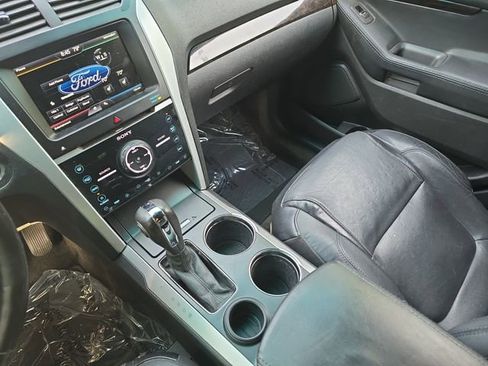 Used 2013 Ford Explorer Limited FWD image 29