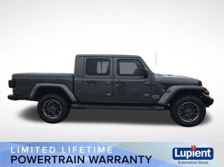Used 2022 Jeep Gladiator Overland w/ Popular Equipment Package AWD/4WD video 2
