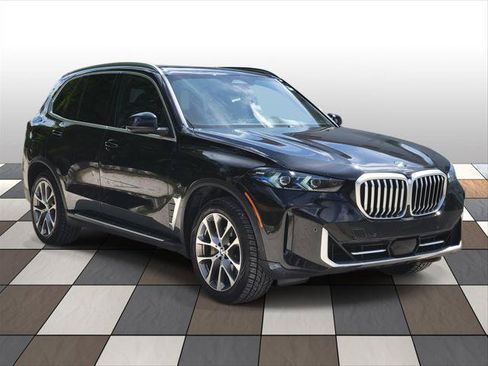 Used 2024 BMW X5 sDrive40i w/ Premium Package RWD image 3