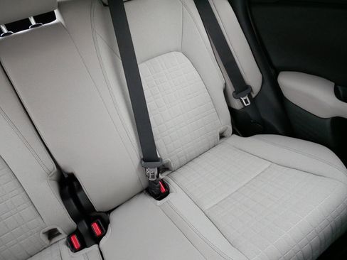 Certified 2026 Honda HR-V LX image 14